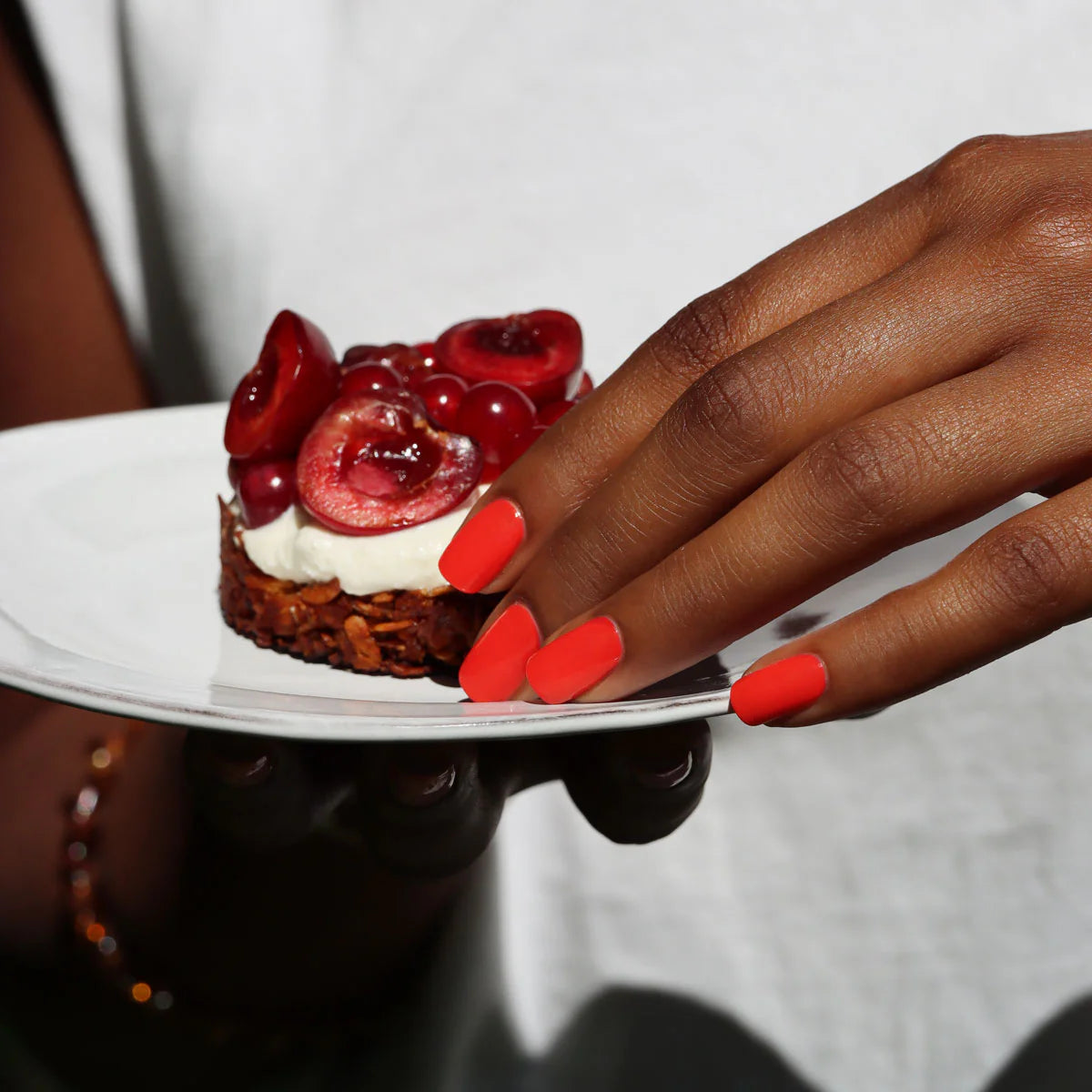Green™ Natural Nail Polish | Red Coral