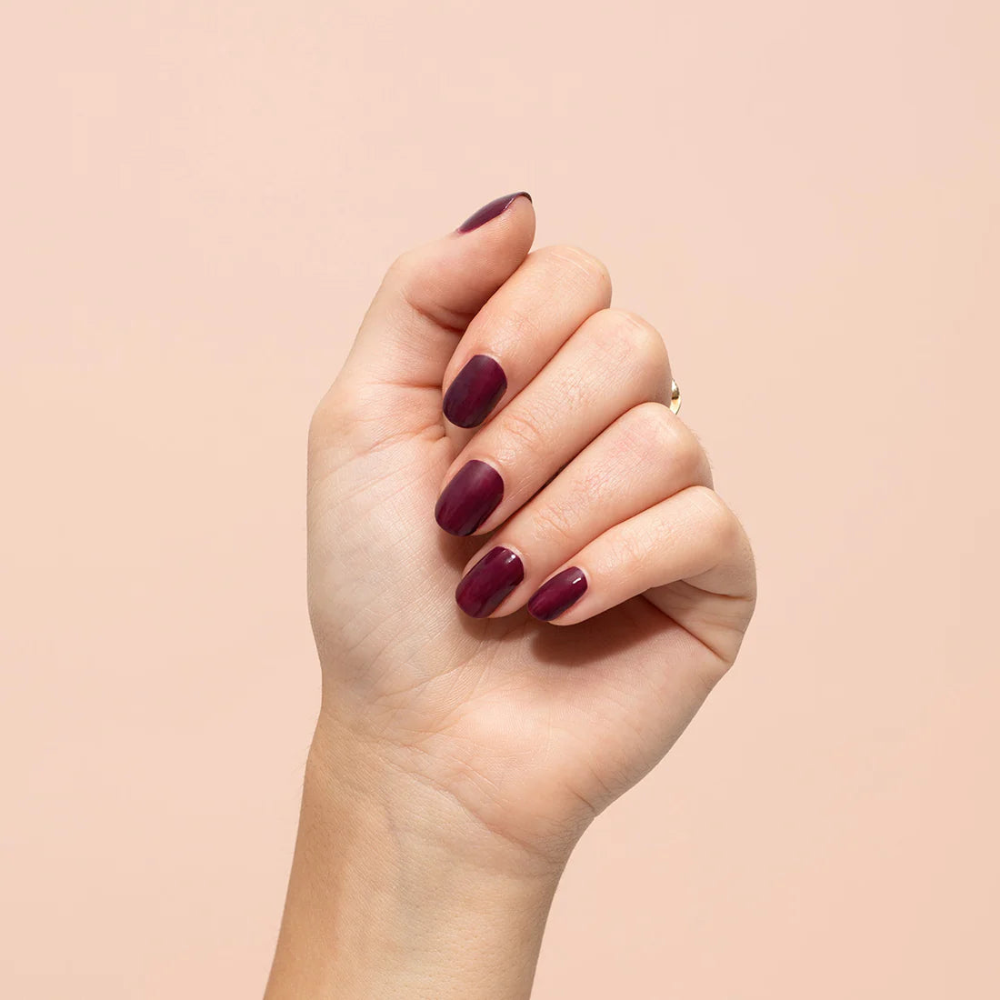 21 Free Nail Polish | Su'a Brosse