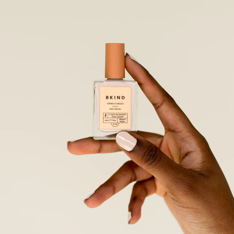 21 Free Nail Polish | Oat Milk